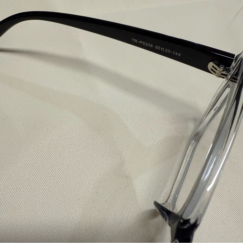 NWOT Boutique Black and White Clear Lens Eyeglasses - Picture 5 of 7